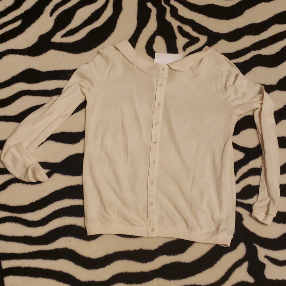 sweater - Picture 3 of 3